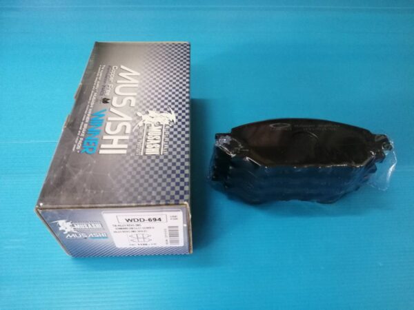 ผ้าเบรคหน้ารีโว่ ตัวเตี้ย ยี่ห้อ Compact Musashi